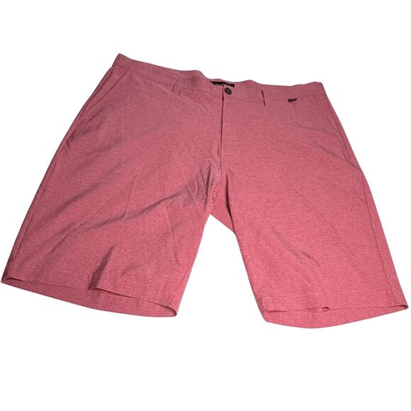 Travis Mathew Men's Performance Flat Front Stretch Golf Shorts Pink Size 40 - Picture 1 of 8